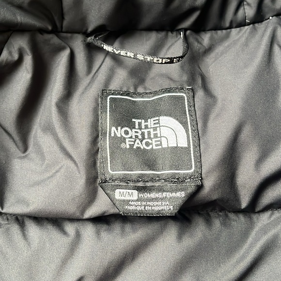 Hooded North Face Long Parka - Picture 8 of 10